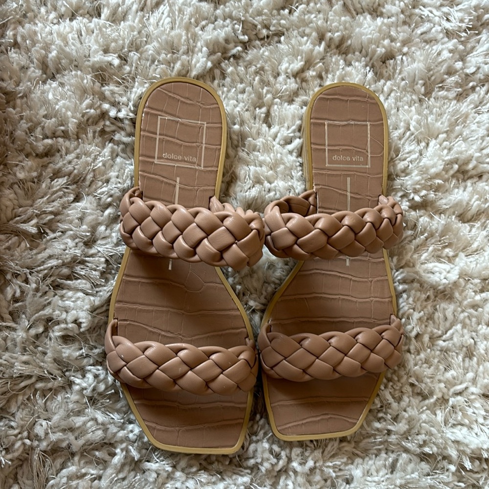 dolce vita flats